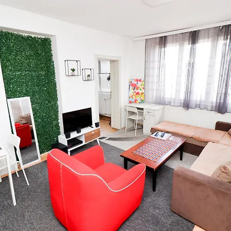 Rooftop At Mainsquare Apartment *